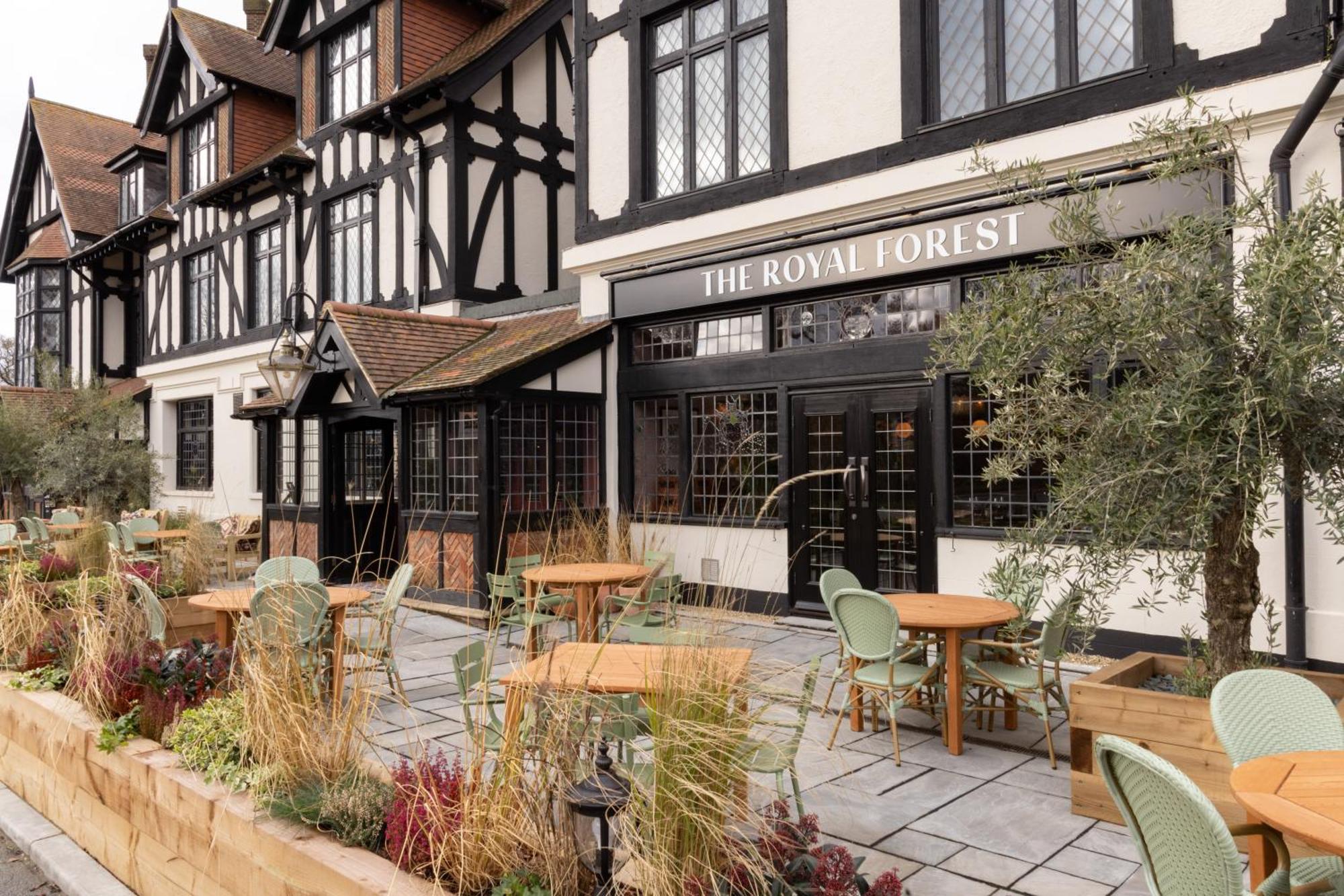 The Royal Forest - A Heartwood Inn Chingford Esterno foto
