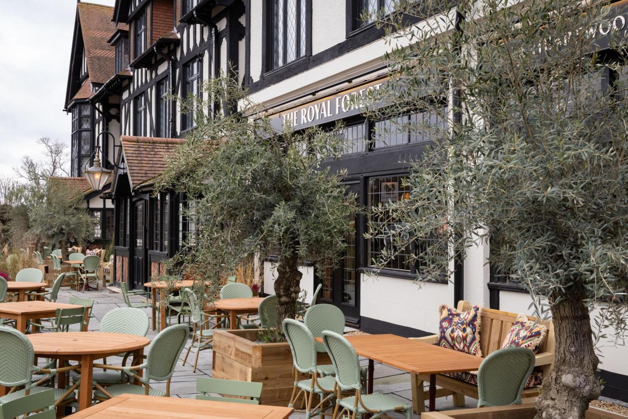 The Royal Forest - A Heartwood Inn Chingford Esterno foto